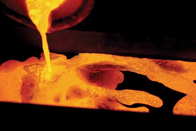 The US Aims to Utilize Nuclear Warheads to Generate Enriched Uranium Fuel